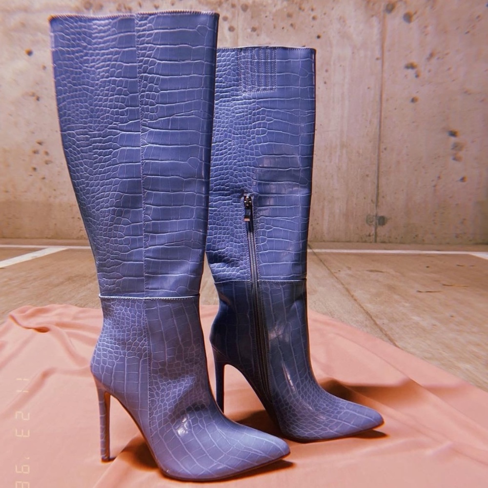 Carolina Blue Knee High boots. - Picture 3 of 5